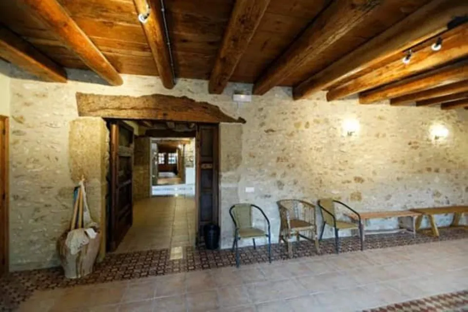 Rehabilitación de vivienda de estilo rústico en Sant Jordi