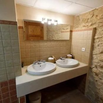 reforma integral de obra rústica para un baño AFE Construcciones